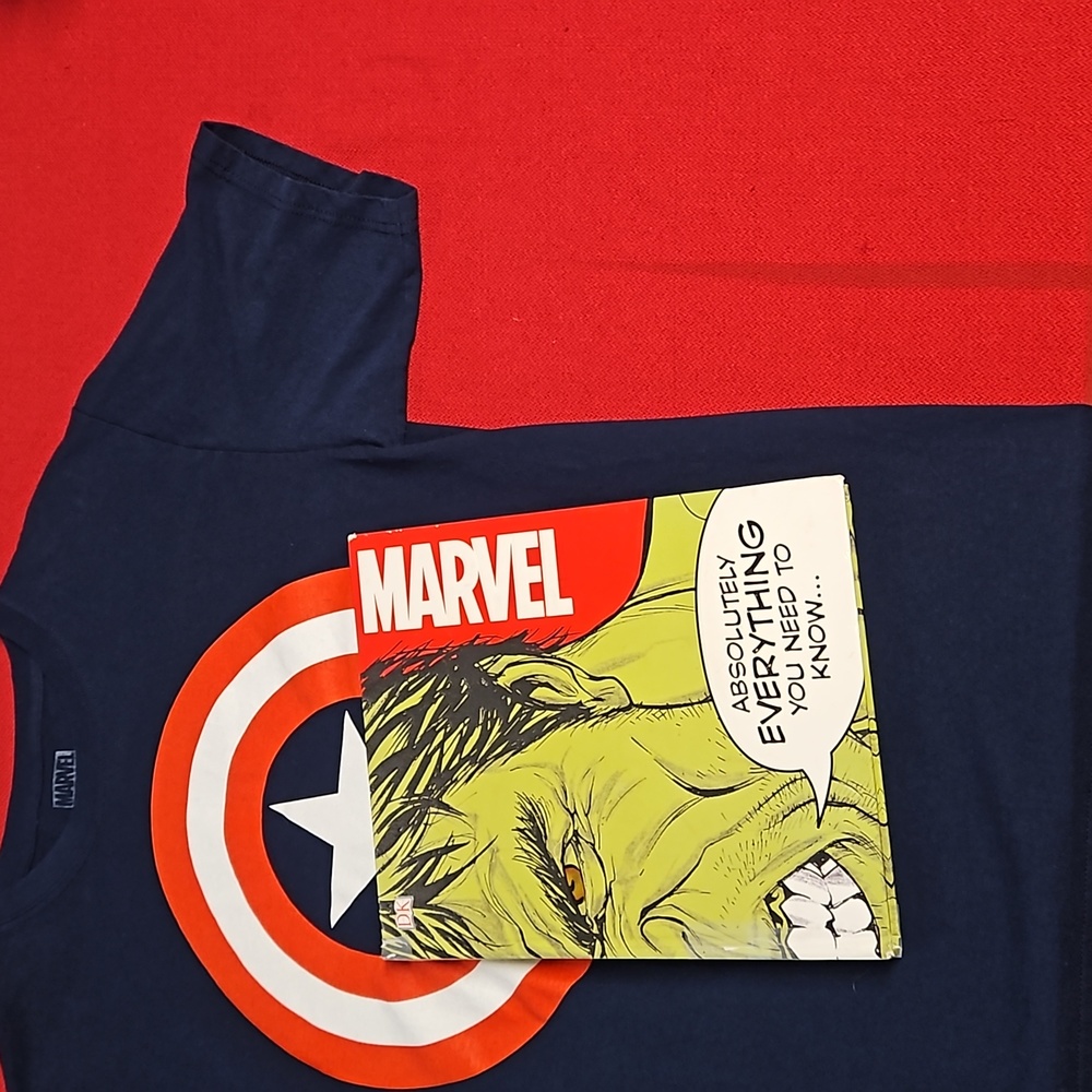 Marvel bundle Captain America graphic tee Med AND a DK book on it's  people.EUC